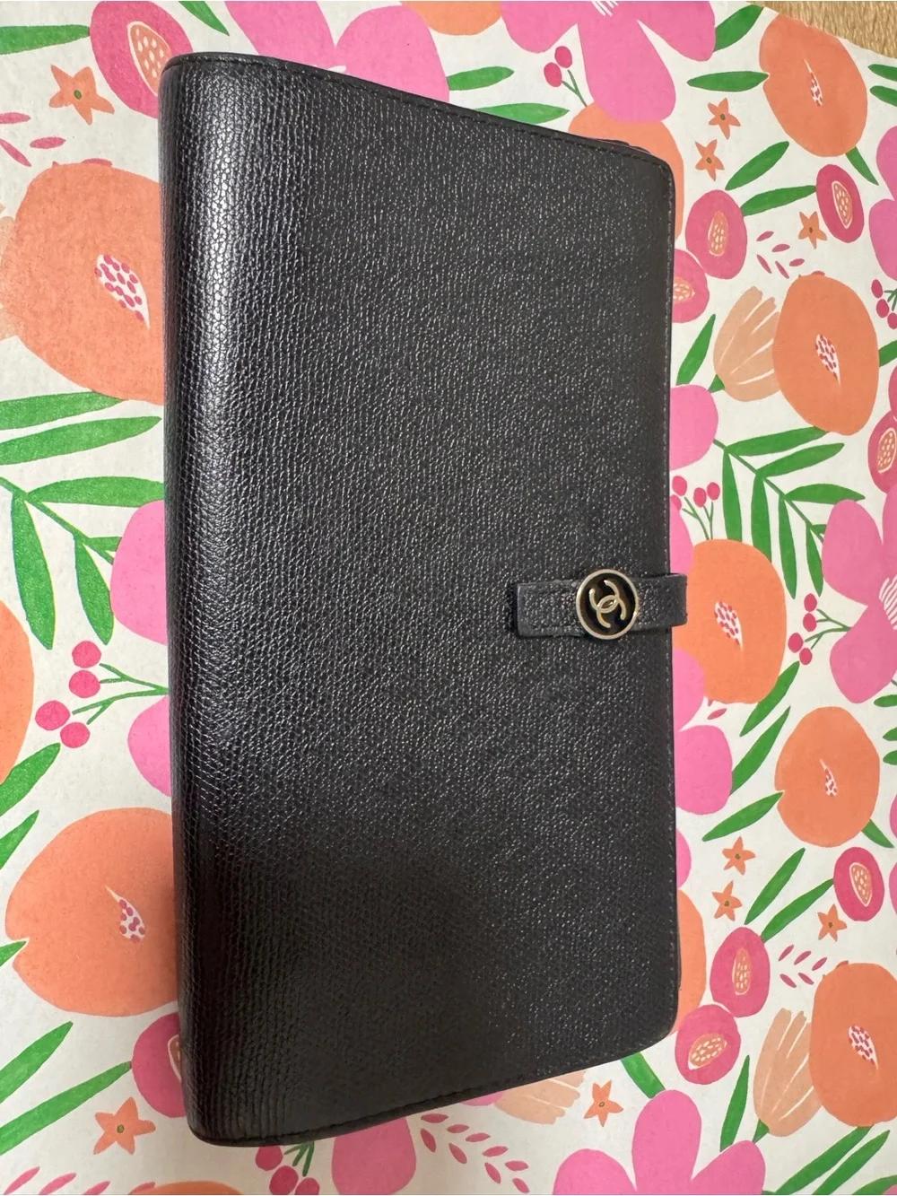 CHANEL luxury wallet